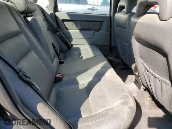 1997 Volvo 850 с VIN YV1LS5722V1374049, выставлен на аукционе Copart как лот 62758684 с пробегом 243 443 миль миль и Списание • Salvage title. История ставок и продаж доступна на DreamBid. Изображение 10.