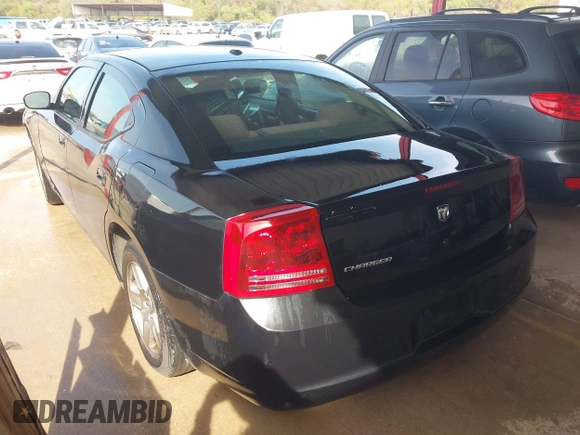 2007 Dodge Charger with VIN 2B3KA43R17H782341, listed as a IAAI auction lot 41393483 with 174,182 mi miles and . Bid and sale history available at carsss.com. Image 3.
