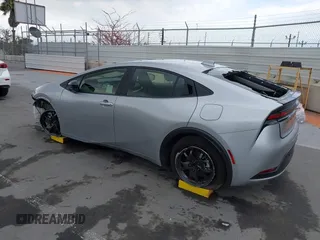 2024 Toyota Prius LE z VIN JTDACAAU2R3019020, wystawiony jako IAAI lot #42128983 z przebiegiem 42 049 mil mil oraz . Historia ofert i sprzedaży dostępna na DreamBid. Obrazek 3.