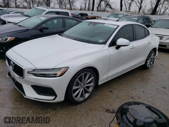 2020 Volvo S60 Momentum with VIN 7JR102FK6LG040959, listed as a Copart auction lot 39157714 with 15,612 mi miles and Salvage Title. Bid and sale history available at carsss.com. Image 1.