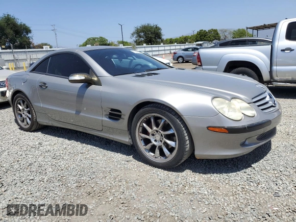 2005 Mercedes-Benz SL 500 with VIN WDBSK75F35F107247, listed as a Copart auction lot 57292925 with 128,300 mi miles and Clean Title. Bid and sale history available at DreamBid. Image 4.
