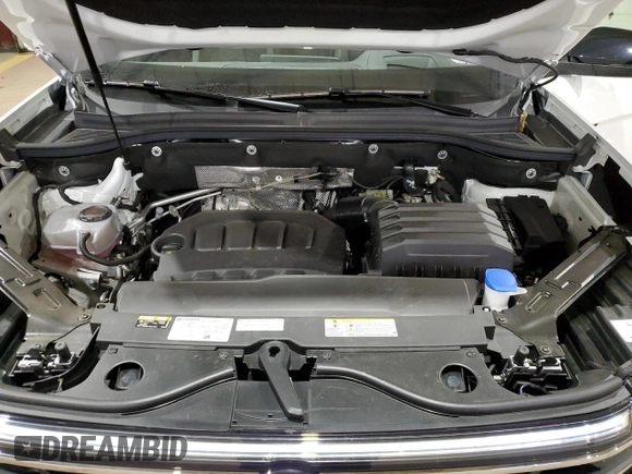 2024 Volkswagen Atlas Peak Edition SEL with VIN 1V2GR2CA1RC572824, listed as a Copart auction lot 86086774 with 7,098 mi miles and Salvage title. Bid and sale history available at DreamBid. Image 12.