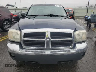 2005 Dodge Dakota SLT with VIN 1D7HE48K95S177858, listed as a Copart auction lot 84711594 with 271,078 mi miles and Clean Title. Bid and sale history available at DreamBid. Image 5.