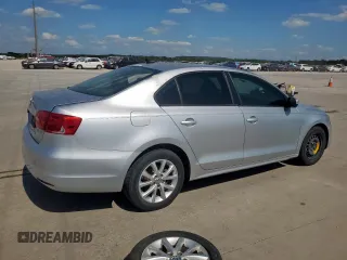 2012 Volkswagen Jetta SE z VIN 3VWDP7AJ0CM420885, wystawiony jako Copart lot #57722645 z przebiegiem 162 136 mil mil oraz Czysty tytuł • Clean title. Historia ofert i sprzedaży dostępna na DreamBid. Obrazek 3.