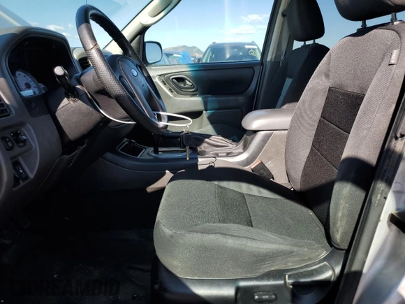 2007 Ford Escape XLT with VIN 1FMCU93187KA14412, listed as a Copart auction lot 65404824 with 180,834 mi miles and Clean Title. Bid and sale history available at carsss.com. Image 7.