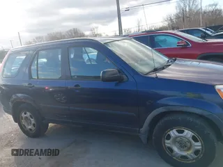 2006 Honda CR-V LX with VIN JHLRD785X6C013465, listed as a IAAI auction lot 41843337 with 237,622 mi miles and . Bid and sale history available at carsss.com. Image 13.