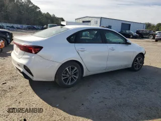 2022 Kia Forte LXS with VIN 3KPF24AD4NE462301, listed as a Copart auction lot 47878545 with 67,634 mi miles and Salvage Title. Bid and sale history available at DreamBid. Image 3.
