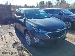 2019 Chevrolet Equinox LT with VIN 2GNAXUEV2K6187285, listed as a IAAI auction lot 41807538 with 205,098 mi miles. Bid and sale history available at carsss.com. Image 1.