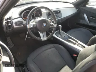 2008 BMW Z4 3.0i z VIN 4USBU335X8LW74795, wystawiony jako Copart lot #78286874 z przebiegiem 64 869 mil mil oraz Szkoda całkowita • Salvage title. Historia ofert i sprzedaży dostępna na DreamBid. Obrazek 8.