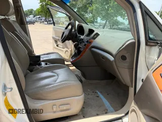 2003 Lexus RX 300 z VIN JTJGF10U230160646, wystawiony jako Copart lot #61209735 z przebiegiem 224 280 mil mil oraz Czysty tytuł • Clean title. Historia ofert i sprzedaży dostępna na DreamBid. Obrazek 5.