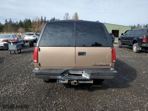 1996 Chevrolet Tahoe with VIN 1GNEK13R5TJ420715, listed as a Copart auction lot 48997145 with 303,588 mi miles and Salvage Title. Bid and sale history available at carsss.com. Image 6.