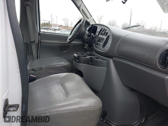 2008 Ford Econoline Passenger XL with VIN 1FDSS31L78DA60161, listed as a IAAI auction lot 41840351 with 151,312 mi miles and . Bid and sale history available at DreamBid. Image 5.