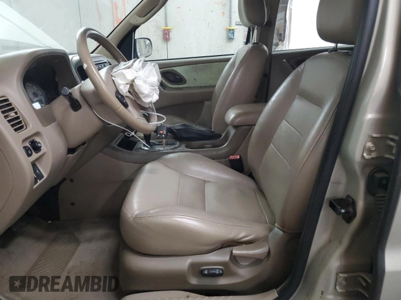 2005 Ford Escape Limited with VIN 1FMYU04145KA78041, listed as a Copart auction lot 70222184 with 113,943 mi miles and Salvage Title. Bid and sale history available at carsss.com. Image 7.