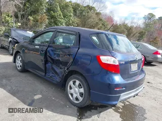 2010 Toyota Matrix with VIN 2T1KU4EE4AC358606, listed as a IAAI auction lot 41731982 with 162,580 mi miles. Bid and sale history available at carsss.com. Image 3.