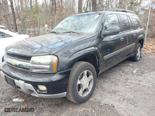 2005 Chevrolet TrailBlazer LS with VIN 1GNES16S456103867, listed as a IAAI auction lot 41726421 with 190,945 mi miles. Bid and sale history available at carsss.com. Image 2.