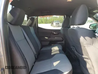2022 Toyota Tacoma SR z VIN 3TYCZ5AN8NT076536, wystawiony jako Copart lot #55268985 z przebiegiem 57 697 mil mil oraz Szkoda całkowita • Salvage title. Historia ofert i sprzedaży dostępna na DreamBid. Obrazek 10.