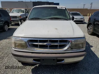 1997 Ford Explorer XL z VIN 1FMDU32E3VZB49226, wystawiony jako Copart lot #73610834 z przebiegiem 236 649 mil mil oraz Czysty tytuł • Clean title. Historia ofert i sprzedaży dostępna na DreamBid. Obrazek 5.