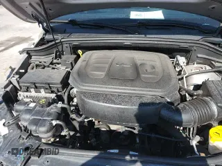 2019 Jeep Grand Cherokee Limited X with VIN 1C4RJFBG2KC686223, listed as a Copart auction lot 84048625 with 117,294 mi miles and Salvage title. Bid and sale history available at DreamBid. Image 15.