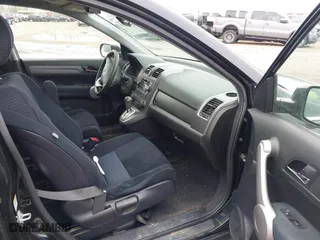 2007 Honda CR-V EX with VIN JHLRE48517C007664, listed as a IAAI auction lot 41869688 with 177,519 mi miles. Bid and sale history available at carsss.com. Image 5.