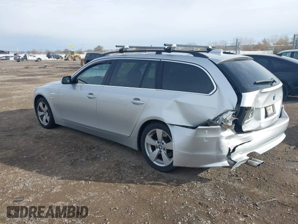 2006 BMW 5 Series 530xi with VIN WBANN73506CN01479, listed as a IAAI auction lot 40933082 with 200,464 mi miles and . Bid and sale history available at carsss.com. Image 3.