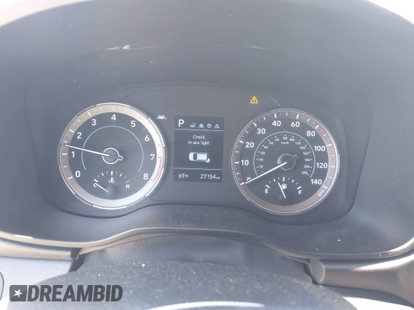 2022 Hyundai Venue SE with VIN KMHRB8A39NU202839, listed as a IAAI auction lot 41729776 with 27,154 mi miles and . Bid and sale history available at DreamBid. Image 7.