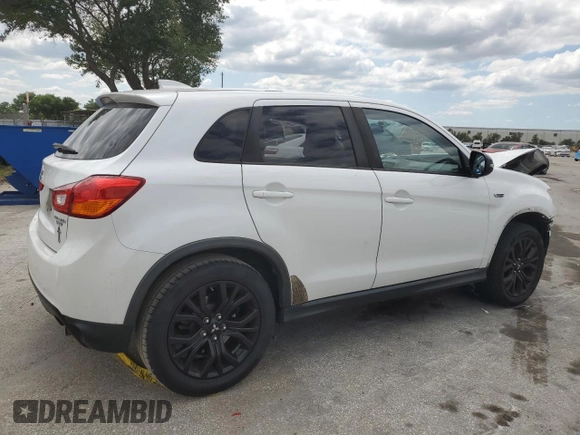 2017 Mitsubishi Outlander ES z VIN JA4AP3AU8HZ049807, wystawiony jako Copart lot #52507835 z przebiegiem 111 480 mil mil oraz Szkoda całkowita • Salvage title. Historia ofert i sprzedaży dostępna na DreamBid. Obrazek 3.