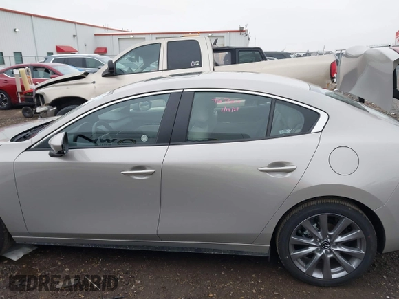 2025 Mazda 3 S Preferred with VIN JM1BPACM6S1768801, listed as a IAAI auction lot 41417279 with 1,273 mi miles and . Bid and sale history available at DreamBid. Image 14.