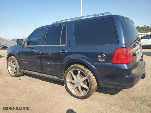 2004 Lincoln Navigator Luxury with VIN 5LMFU27R64LJ07484, listed as a Copart auction lot 45623885 with 171,972 mi miles and Clean Title. Bid and sale history available at carsss.com. Image 2.