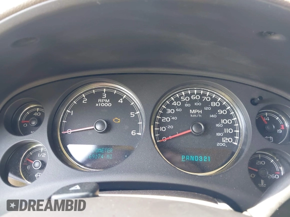 2007 GMC Yukon XL SLT z VIN 1GKFC16087J200390, wystawiony jako IAAI lot #42049673 z przebiegiem 169 174 mil mil oraz . Historia ofert i sprzedaży dostępna na DreamBid. Obrazek 7.