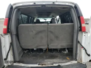 2012 Chevrolet Express Passenger 1LT z VIN 1GAZG1FA6C1175370, wystawiony jako Copart lot #48130955 z przebiegiem 268 170 mil mil oraz Szkoda całkowita • Salvage title. Historia ofert i sprzedaży dostępna na DreamBid. Obrazek 10.