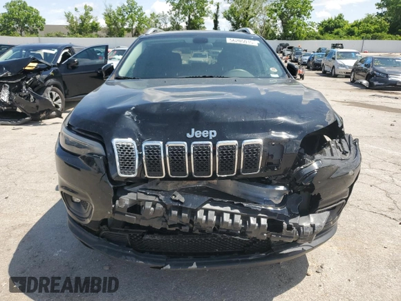 2019 Jeep Cherokee Latitude z VIN 1C4PJMCB8KD212964, wystawiony jako Copart lot #56205015 z przebiegiem 116 443 mil mil oraz Szkoda całkowita • Salvage title. Historia ofert i sprzedaży dostępna na DreamBid. Obrazek 5.