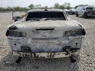 2020 Chevrolet Camaro 1LT z VIN 1G1FB1RS8L0108605, wystawiony jako Copart lot #55069765 z przebiegiem Nie podano mil oraz Szkoda całkowita • Salvage title. Historia ofert i sprzedaży dostępna na DreamBid. Obrazek 6.