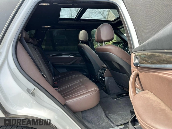 2018 BMW X5 xDrive40e iPerformance with VIN 5UXKT0C56J0W03350, listed as a Copart auction lot 51878005 with 48,419 mi miles and Clean Title. Bid and sale history available at carsss.com. Image 9.