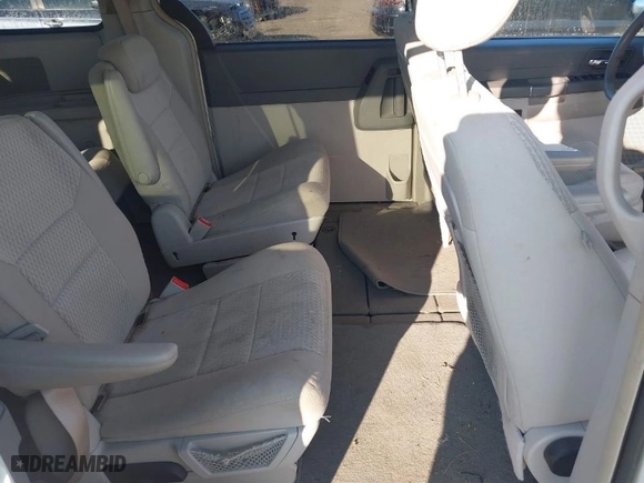 2009 Chrysler Town & Country LX with VIN 2A8HR44E59R530031, listed as a IAAI auction lot 41666532 with 127,065 mi miles. Bid and sale history available at carsss.com. Image 8.