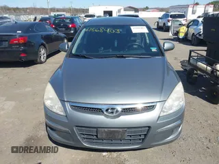 2011 Hyundai Elantra Touring GLS with VIN KMHDB8AE5BU089687, listed as a IAAI auction lot 41868403 with 231,671 mi miles. Bid and sale history available at carsss.com. Image 11.