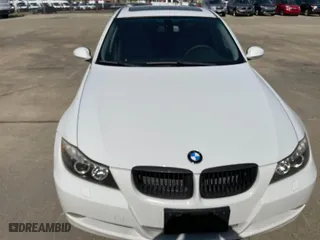 2008 BMW 3 Series 328xi with VIN WBAVC93598K042706, listed as a IAAI auction lot 41814766 with 150,797 mi miles. Bid and sale history available at carsss.com. Image 6.