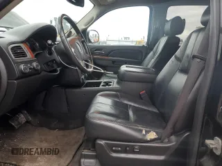 2012 GMC Yukon XL SLT with VIN 1GKS2KE7XCR170066, listed as a Copart auction lot 81310004 with 201,375 mi miles and Salvage Title. Bid and sale history available at carsss.com. Image 7.