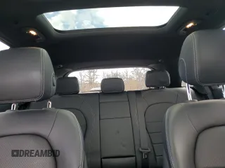 2022 Mercedes-Benz GLC 300 z VIN W1N0G8EB2NV381180, wystawiony jako Copart lot #48484175 z przebiegiem 36 719 mil mil oraz Szkoda całkowita • Salvage title. Historia ofert i sprzedaży dostępna na DreamBid. Obrazek 10.