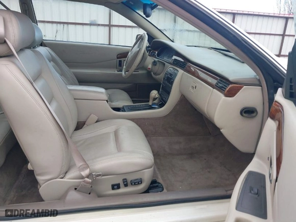 1998 Cadillac Eldorado with VIN 1G6EL12Y2WU603722, listed as a IAAI auction lot 41879733 with 81,780 mi miles. Bid and sale history available at carsss.com. Image 5.