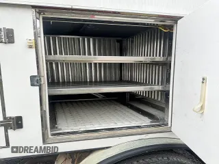 2017 Ford Econoline Commercial with VIN 1FDXE4FS0HDC69020, listed as a Copart auction lot 87970525 with 165,607 mi miles and Clean Title. Bid and sale history available at carsss.com. Image 9.