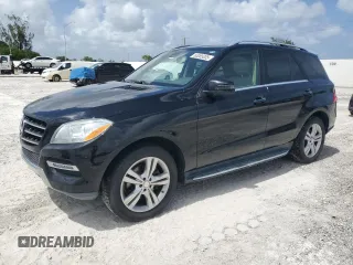 2013 Mercedes-Benz M 350 z VIN 4JGDA5JB1DA158693, wystawiony jako Copart lot #60065005 z przebiegiem 98 896 mil mil oraz Szkoda całkowita • Salvage title. Historia ofert i sprzedaży dostępna na DreamBid. Obrazek 1.