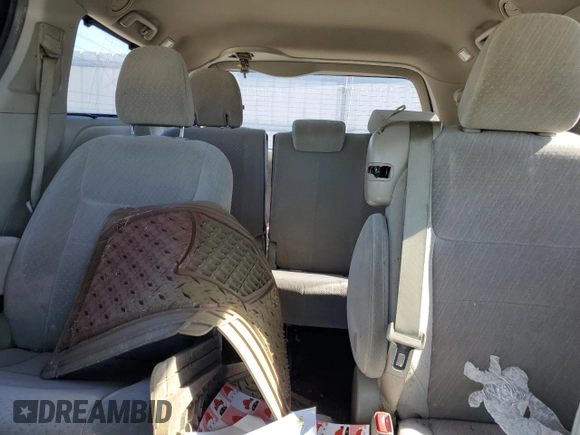 2019 Toyota Sienna LE Auto Access Seat with VIN 5TDKZ3DC7KS996997, listed as a Copart auction lot 46851155 with Not provided miles and Salvage title. Bid and sale history available at DreamBid. Image 10.