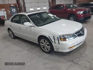 2002 Acura TL Type S with VIN 19UUA56832A023506, listed as a IAAI auction lot 42185075 with 218,703 mi miles. Bid and sale history available at carsss.com. Image 1.