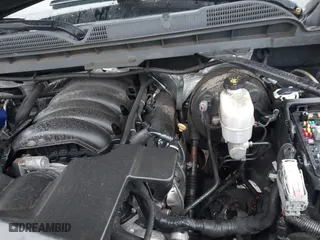 2018 Chevrolet Silverado 1500 LT with VIN 1GCVKREC4JZ141125, listed as a IAAI auction lot 41474345 with 198,197 mi miles. Bid and sale history available at carsss.com. Image 10.