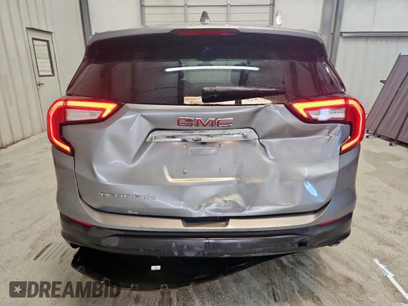 2024 GMC Terrain SLE with VIN 3GKALMEG7RL351369, listed as a Copart auction lot 62807505 with 17,645 mi miles and Clean title. Bid and sale history available at DreamBid. Image 6.