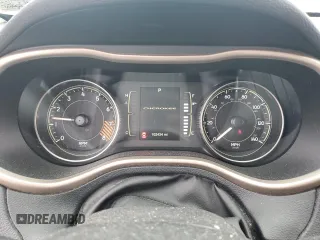 2014 Jeep Cherokee Latitude z VIN 1C4PJMCS8EW286152, wystawiony jako Copart lot #60332475 z przebiegiem 102 434 mil mil oraz Szkoda całkowita • Salvage title. Historia ofert i sprzedaży dostępna na DreamBid. Obrazek 9.