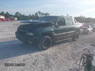 2003 Chevrolet Avalanche with VIN 3GNEC13T93G102820, listed as a IAAI auction lot 42610115 with Not provided miles and . Bid and sale history available at DreamBid. Image 18.