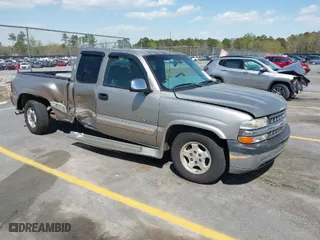 2000 Chevrolet Silverado 1500 LS with VIN 2GCEC19T6Y1278353, listed as a IAAI auction lot 41874380 with 266,831 mi miles. Bid and sale history available at carsss.com. Image 1.