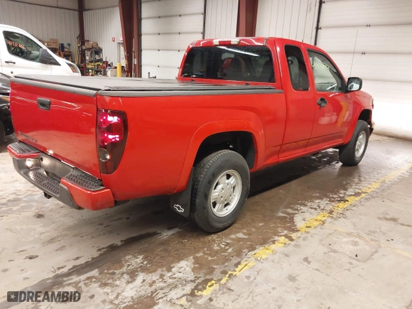 2008 Chevrolet Colorado Work Truck with VIN 1GCDT199288117947, listed as a IAAI auction lot 41978014 with 161,312 mi miles. Bid and sale history available at carsss.com. Image 4.