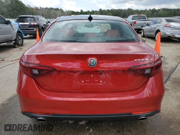 2018 Alfa Romeo Giulia Ti Sport with VIN ZARFAECN5J7577701, listed as a Copart auction lot 58617664 with 31,033 mi miles and Salvage Title. Bid and sale history available at carsss.com. Image 6.